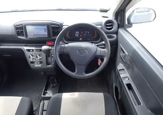 WhatsApp Image 2025-09-08 at 17.47.22.webp