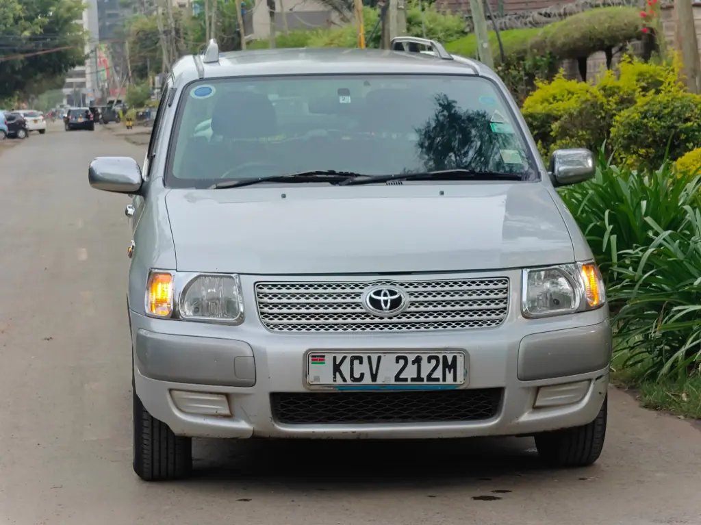 Toyota Succeed
