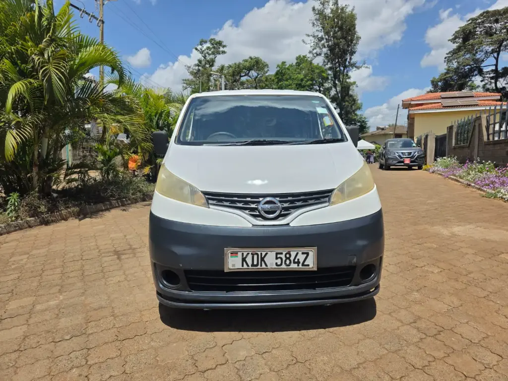 Nissan NV200