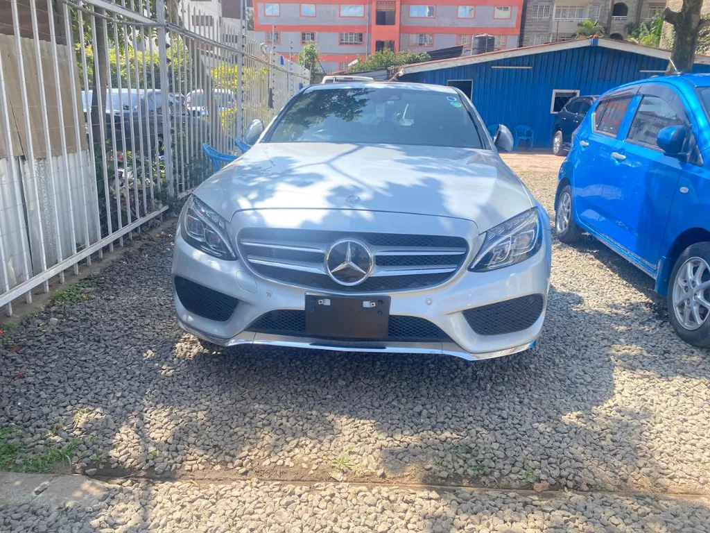 Mercedes-BENZ C200 AMG TRIM