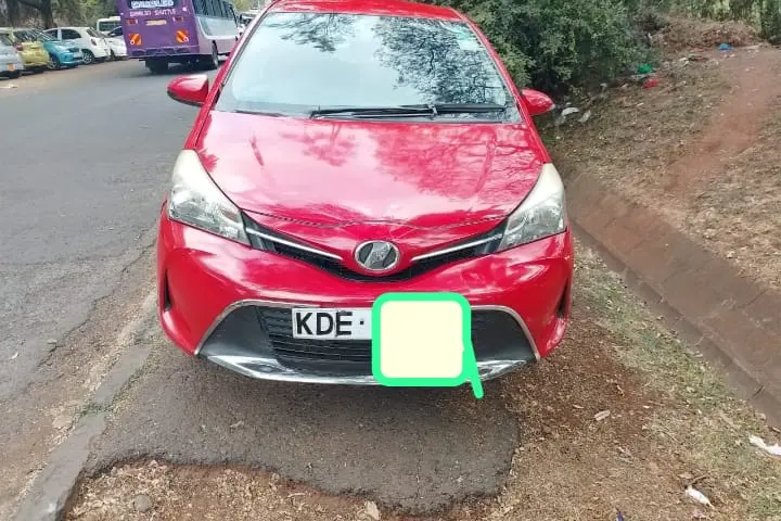 Toyota Vitz 