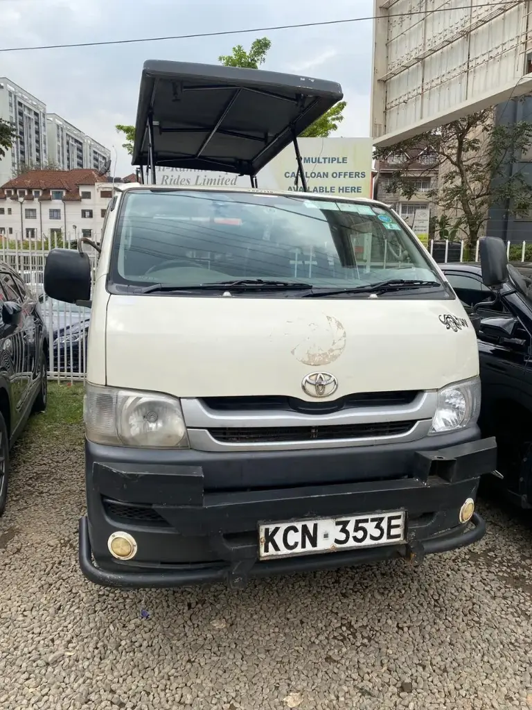 Toyota Hiace 