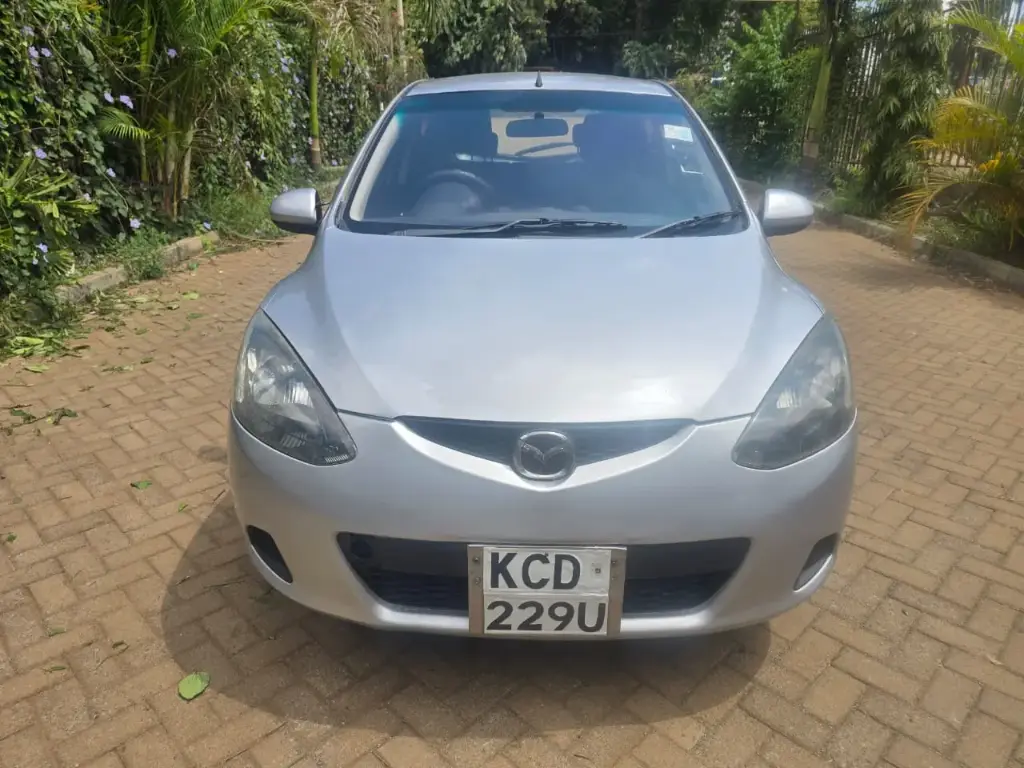 Mazda Demio 